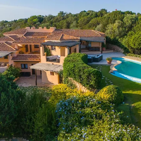 Il Varo - By Searly Porto Cervo
